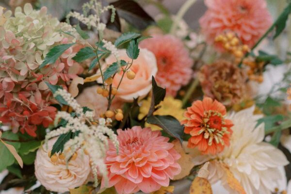 35 DIY Marriage ceremony ceremony Centerpieces for Any Aesthetic