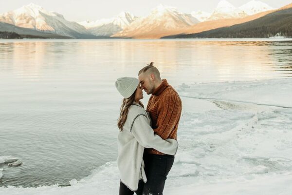 20 Winter Engagement Footage to Encourage Your Shoot